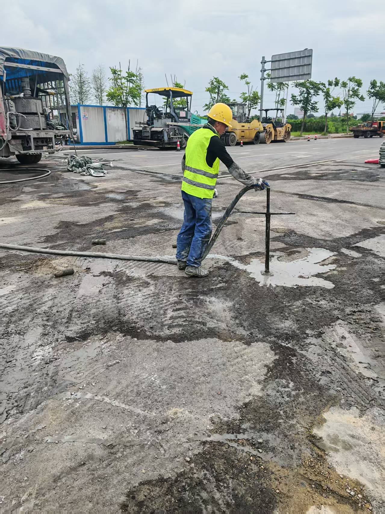 南昌市天祥大道地聚合物注浆